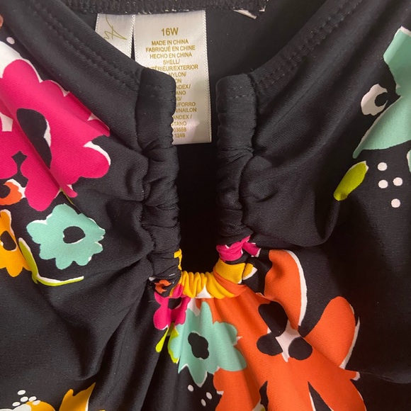 Anne Cole One Piece Swimsuit 🩱 - Picture 7 of 12